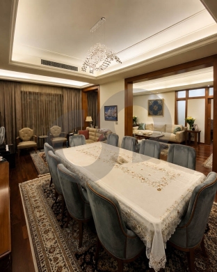 WELL-MAINTAINED BUILDING / SALE / SAKIET AL JANZIR-BEIRUT / ساقية الجنزير / REF#MC139727 — 2