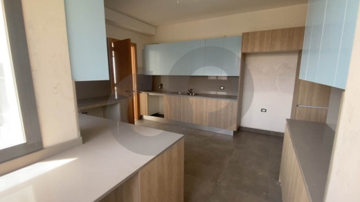 SEA VIEW / PRIME LOCATION / TERRACE / RAS BEIRUT-BEIRUT / رأس بيروت / REF#MB139577 — 3