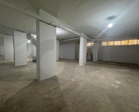 Prime Location/Spacious warehouse/Beirut/Achrafieh-الأشرفية/Gemmayzeh-الجميزة/REF#ND139468 — 2