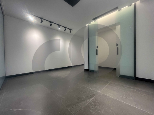 Easy Access - RENTAL OFFICE/Achrafieh,BEIRUT/الأشرفية/Prime location/REF#HJ139368 — 2