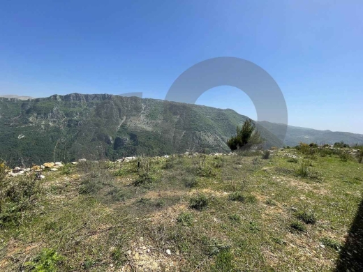 LAND/Ideal for a private residence or investment project/Ain Jrein, Jbeil/ عين جرين،/ REF… — 2