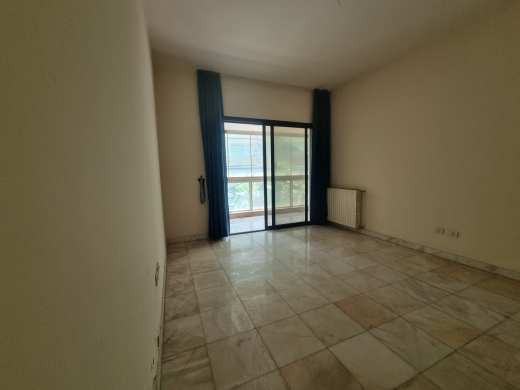 Prime Location/Panoramic sea views/Ain Al Tineh,BEIRUT/عين التينة/ REF#IH138657 ! — 5