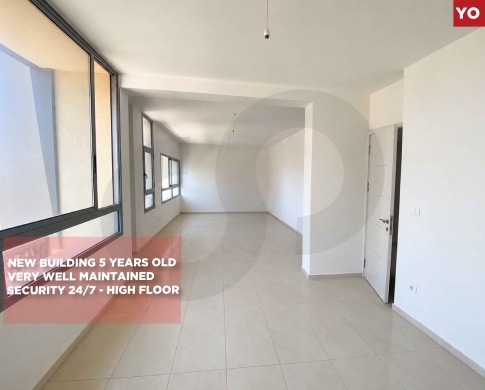 Security 24/7/well maintained/PRIME LOCATION/TARIQ EL JDIDEH/طريق الجديدة/ REF#YO138618 !
