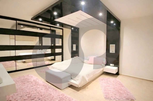 Well-maintained building/ Rihani–Jbeil/ريحاني /Terrace 80 sqm/ REF#RB137981 ! — 6