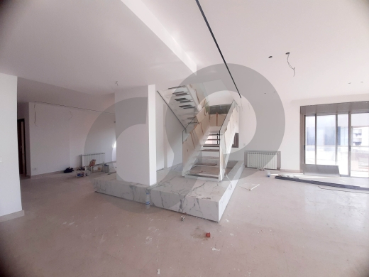 Exceptional 600 SQM Penthouse for Sale | Adma REF#RS131391