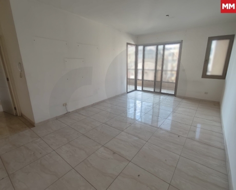Calm Street/Beirut - Tariq el Jdideh/طريق الجديدة/REF#MM137509