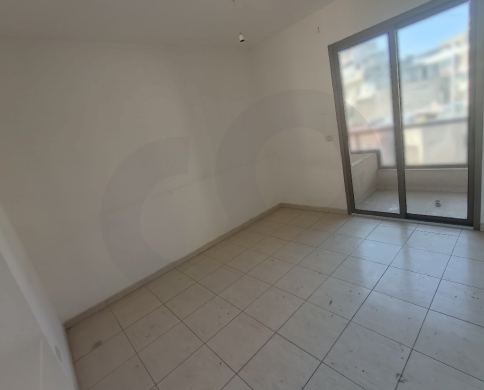 Calm Street/Beirut - Tariq el Jdideh/طريق الجديدة/REF#MM137509 — 5