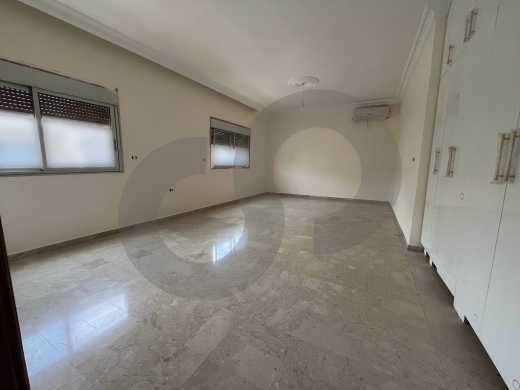 Terrace, City View, Tariq el Jdideh, Beirut/طريق الجديدة REF#IZ137508 — 3