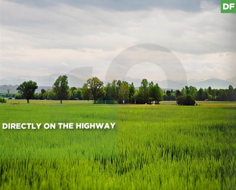 on the highway, Prime location,Naccache, Metn/نقاش REF#DF137385