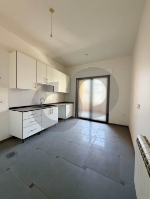 9 years old building, Prime Location ,Achrafieh-Beirut/الأشرفية REF#EN136873 — 3