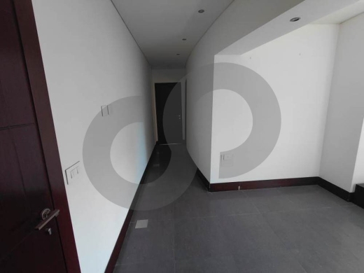 Prime commercial area ,Port of Beirut and main business roads ,Daoura Baouchrieh /… — 2