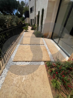 GARDEN AND TERRACE/calm and prime area / BROUMMANA, METN /برمانا/ REF#LJ136867 ! — 2