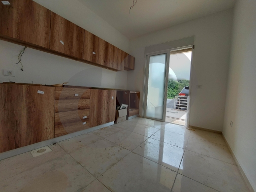 well-maintained, quiet area, jbeil, jeddayel/جدايل REF#YC136818 — 3
