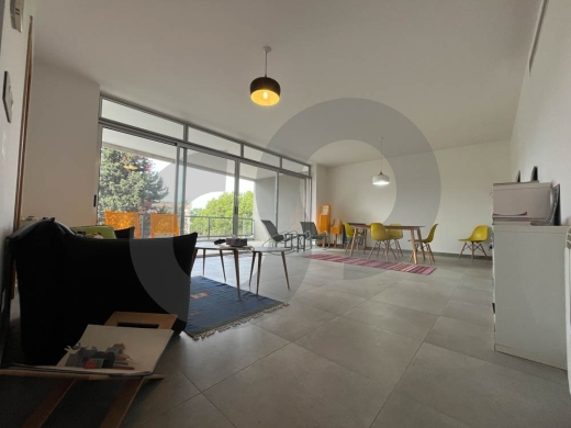 Brand New, Calm street in a super safe neighborhood, Achrafieh-Jeitewe/الأشرفية REF#HJ1… — 2