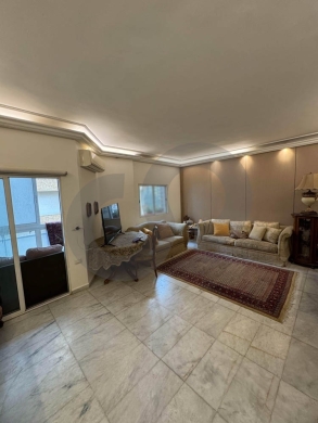 Calm area,Well maintained building ,Beirut Ras El Nabaa/راس النبع REF#TD136425 — 2