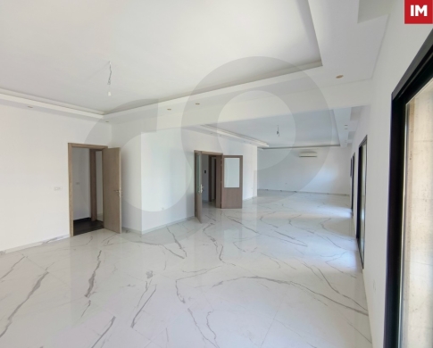 Hot Deal ,Renovated ,Calm Area ,Jnah, Beirut/جناح REF#IM136365