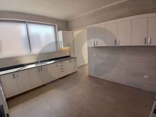 Sea View, prime area,Ramlet el Bayda, Beirut/رملة البيضاء REF#IM136286 — 5