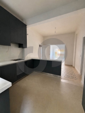 Very well maintained building, GEMMAYZE Beirut/الجميزة REF#AM13628 — 3