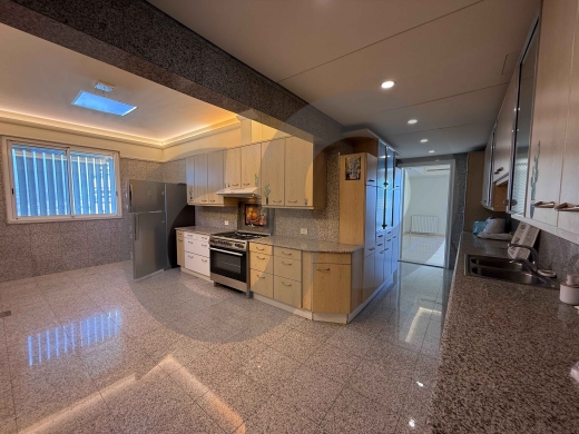 Jacuzzi/Open view/Security 24/7/Achrafieh, Beirut/أشرفية/ REF#MK136203 — 4