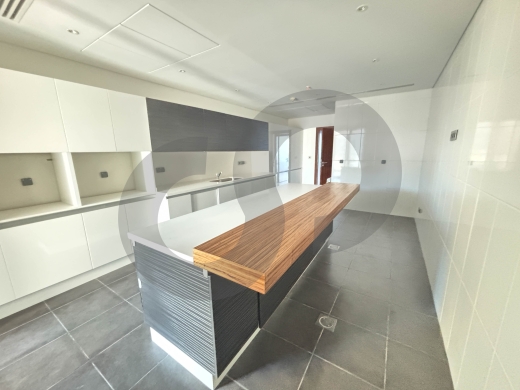 Prime area, sea view, Downtown, Beirut waterfront/بيروت REF#AU136118 — 4