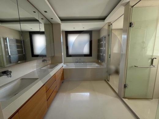 Prime location, open sea view, Rawche, Beirut/الروشة REF#AZ136042 — 10