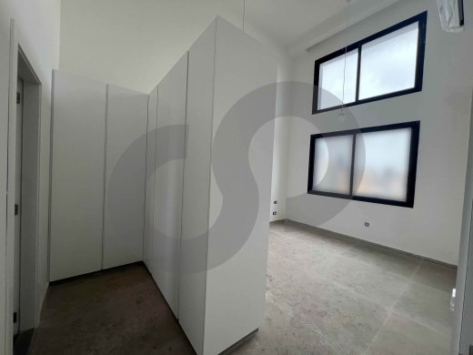 prime location, high end, Achrafieh, Beirut/أشرفية REF#DK135926 — 7