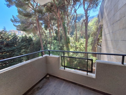 Payement Facilities, Renovated Ain Saadeh, Metn/عين سعاده REF#PH135884 — 4