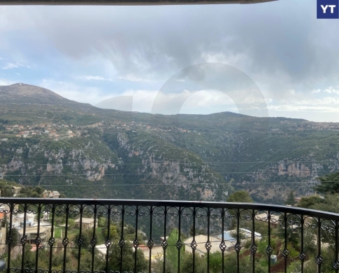 Fully equippe, Hotel in Blouza, Ehden/بلوزا – إهدن REF#YT135518