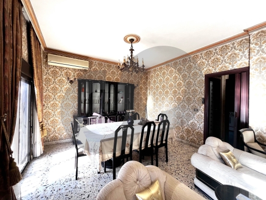 well maintained building, prime area, Sin El Fil/سن الفيل REF#LT135468 — 2
