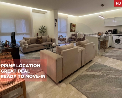 Two elevators/janitorial services/RIZIK-ACHRAFIEH/اشرفيه/ REF#HJ135437