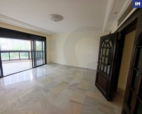 Near Marriott,Easy Access, 2 parking, sea view, Jnah/جناح REF#IM134616