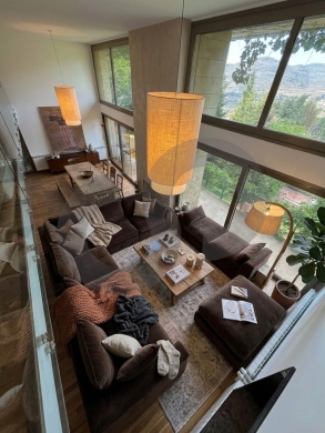 High End Modern Villa / Kfardebian – St AntonioREF#CE128637 — 2