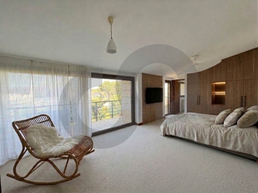High End Modern Villa / Kfardebian – St AntonioREF#CE128637 — 3