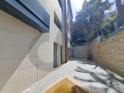 Panoramic View, 40 m Terrace, 40 m Garden ,Mtayleb/مطيلب REF#KT134165 — 2
