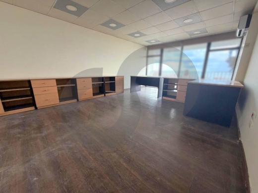 Office for rent directly on the highway in Jounieh/جونيه REF#BT134173 — 4