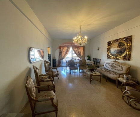 R9-3882 Apartment for Sale in Mina Road – Tripoli, 250 m²شقة للبيع في طريق الميناء – طرابلس، 250 م²