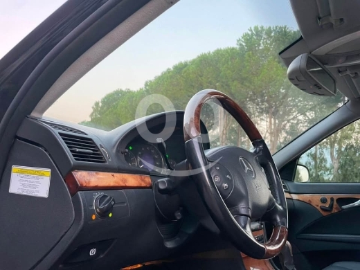 E350 2006 — 5