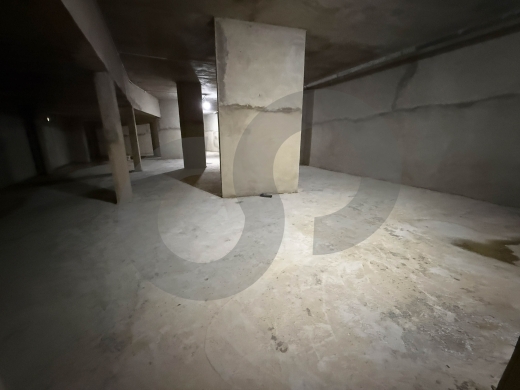 Spacious 650 sqm warehouse for sale in Baabda- Louaizeh REF#GG126390 — 6