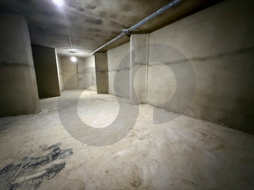 Spacious 650 sqm warehouse for sale in Baabda- Louaizeh REF#GG126390 — 4