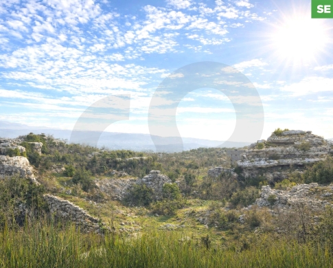 LAND/Located in the very heart of Feitroun/فيطرون ! REF#SE01767 !