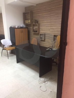 Truck access, prime area, Ramlet el Bayda/الرملة البيضاء REF#HU132614 — 2