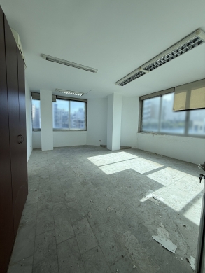 Office,24/7 electricity,2 concierges, Verdun /فردان REF#HB132310 — 2