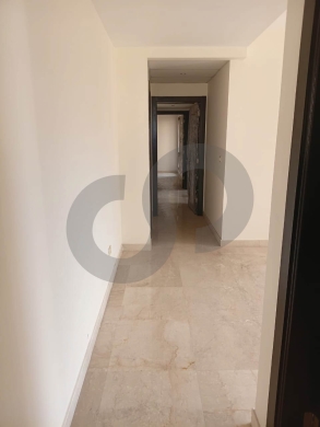 Brand new, elevator, 24/7 electricity, hamra/الحمرا REF#IZ131677 — 6