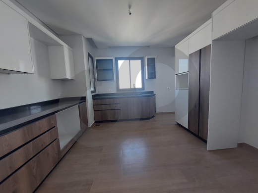 Open Sea View-24/7 elevator-Ras Beirut/ رأس بيروت ! REF#OI131616 ! — 10