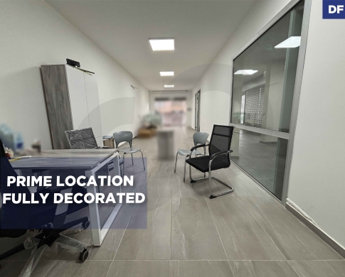 Shop for rent in Dbayeh/ضبية/Fully Decorated ! REF#DF131559 !