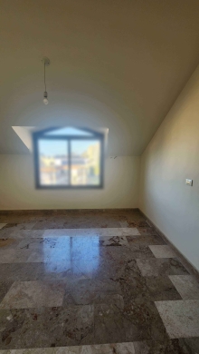 Khaldeh Duplex 260m² Hot offer ! REF#WA130621 ! — 11