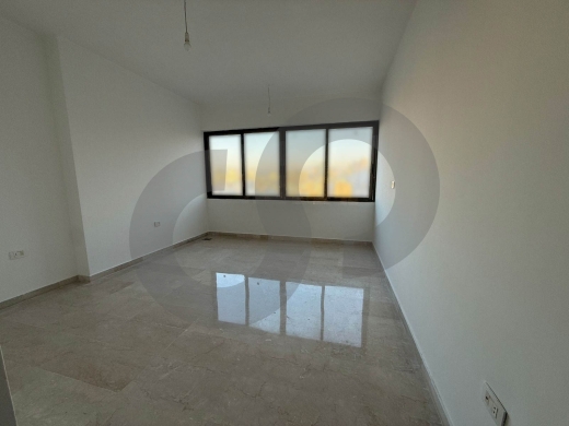 220 sqm apartment in prime location in hamra for sale REF#YJ129292 — 5