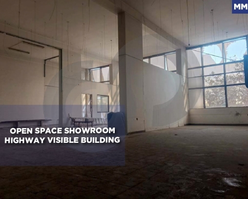 Open space showroom – Highway visible building -Achrafieh REF#MM129094