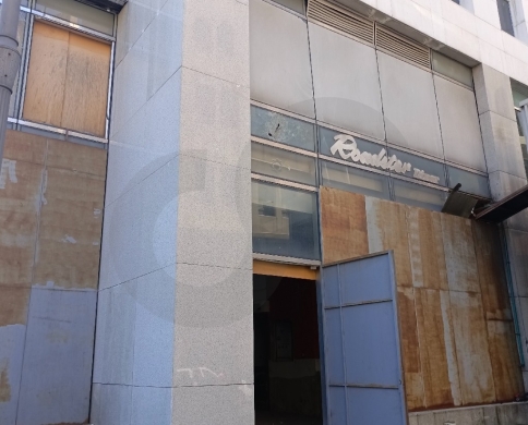 Beautiful 230 SQM Shop IN DOWNTOWN BEIRUT! Suitable for a restaurant #RH120335 — 2