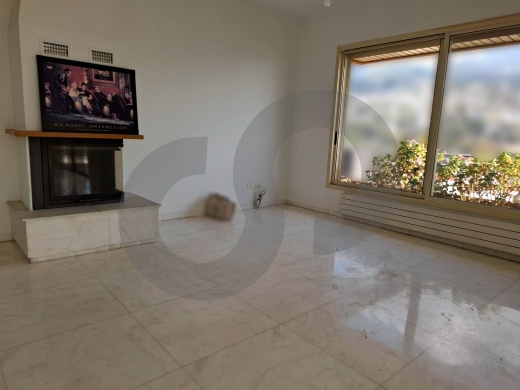 huge 335 sqm apartment in adma for rent for 1,450$! REF#HW128270 — 2